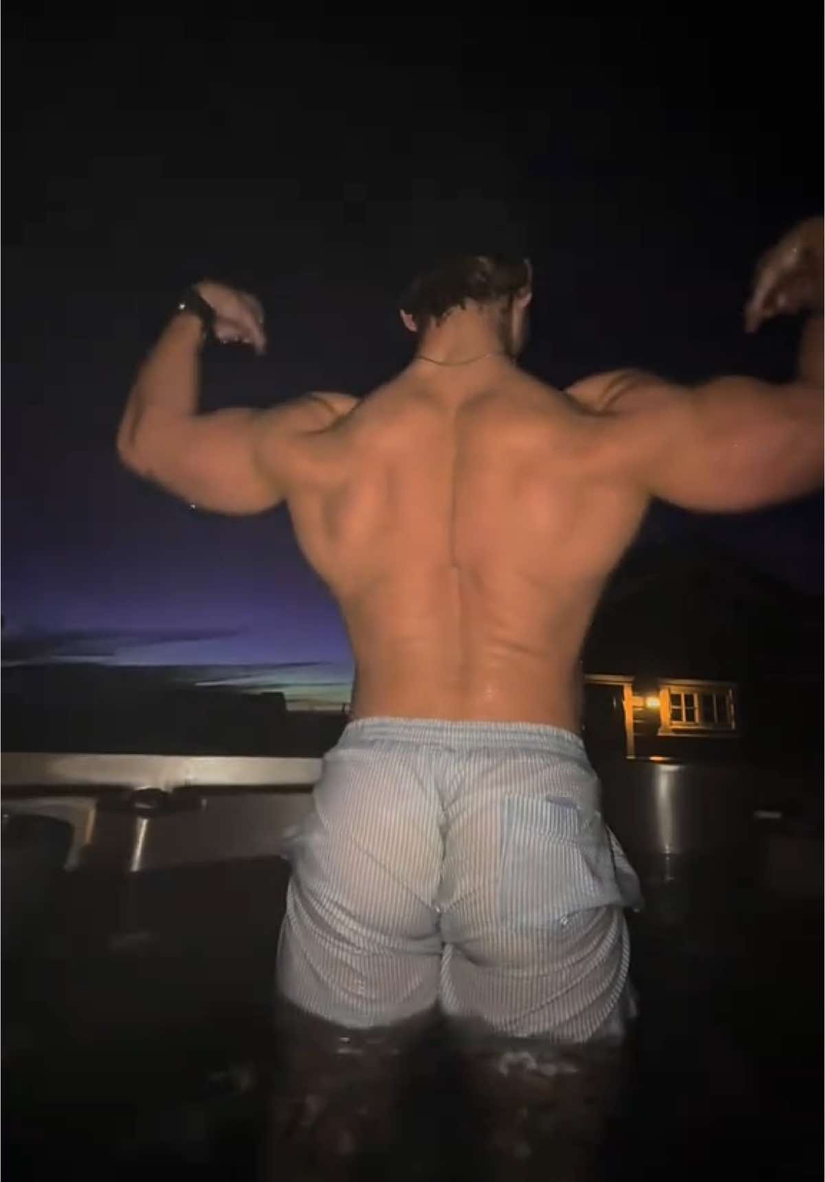 feels good to see the glute days are doing the job