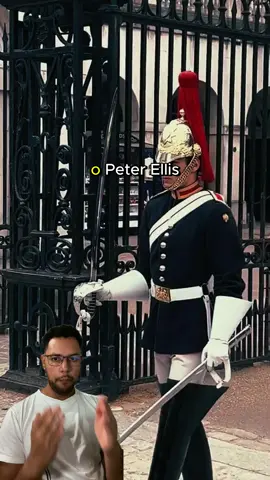 Peter Ellis o soldado mais admirado na realeza ! #guardarealbritânica #peterellis #curiosidades #soldadoreal