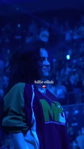 billie eilish صوت بيلي بيحكي حكاية الزهرة البرية... حسيتو؟ من ألبومها الجديد  WILDFLOWER Billie Eilish - WILDFLOWER (Official Lyric Video ‏#BillieEilish مش بس صوت، دي إحساس كامل #BillieEilish #WILDFLOWER #Lyrics #tiktokmusic #ViralSound #EmotionalSong #MusicTok #بيلي_ايليش #اغاني_اجنبي #اكتشاف #foryou #fyp