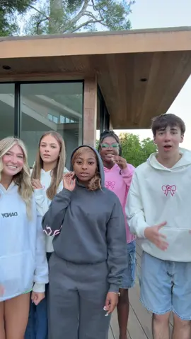 recorded in silence..😭😂 #fyp #foryou #glowhouse 