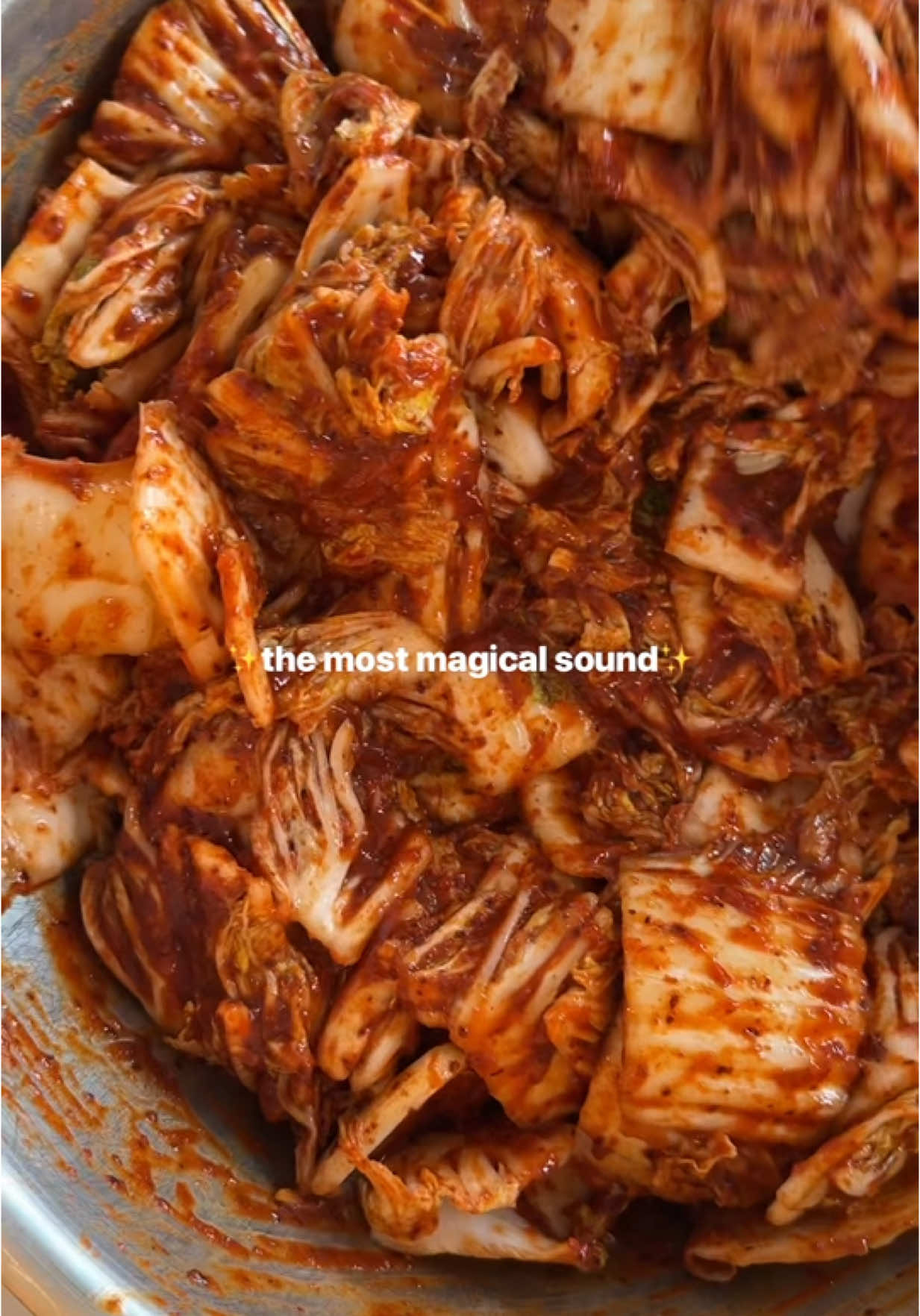 The sounds of making kimchi >>> 