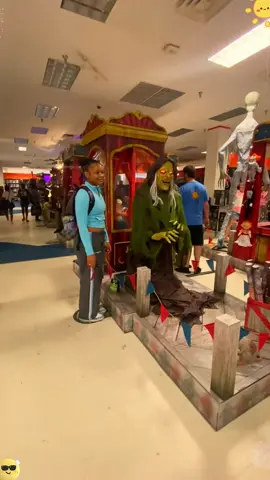 Funny videos #fyp #tiktok #Foryou #funny #funnyvideos #sofunny #usa #prank 
