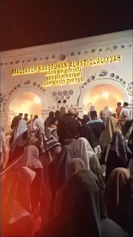 ziarah Religi PPTQ Nurusa'adah  makom abah #abuyauciturtusi  #abuyadimyaticilongok  #masukberanda  #cilongok 