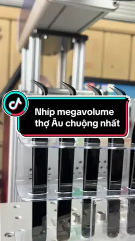 Nối mi đẹp, làm fan nhanh nhất định phải có 1 cây nhíp fan thật tốt nha mn ☺️#mithietke #dungcunoimi #milongtho #midatang #nhipvolume #volumelashes #mithuonghieu 