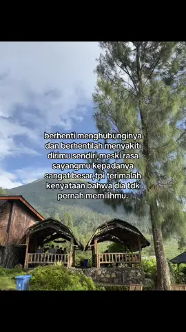titik tertinggi mencintai adalah mengikhlaskan dia bahagia bersama pilihannya. #sadvibes #fypシ゚  #storytime #katakata #storygalau #storygabut🎭 