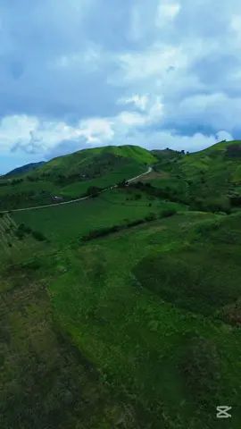 Sa kabundukan ng Maasim, Sarangani… #fyp #mountains #dronevideo 