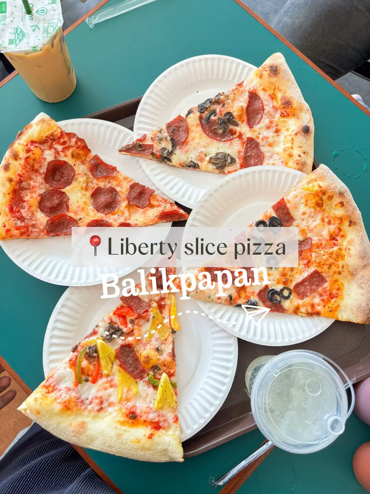 Cafe pizza terenakkkk harus banget coba kalo lagi liburan ke balikpapan ✨ #cafe #pizzacafe #pizza #cafebalikpapan #balikpapan #samarinda #rekomendasipizza 