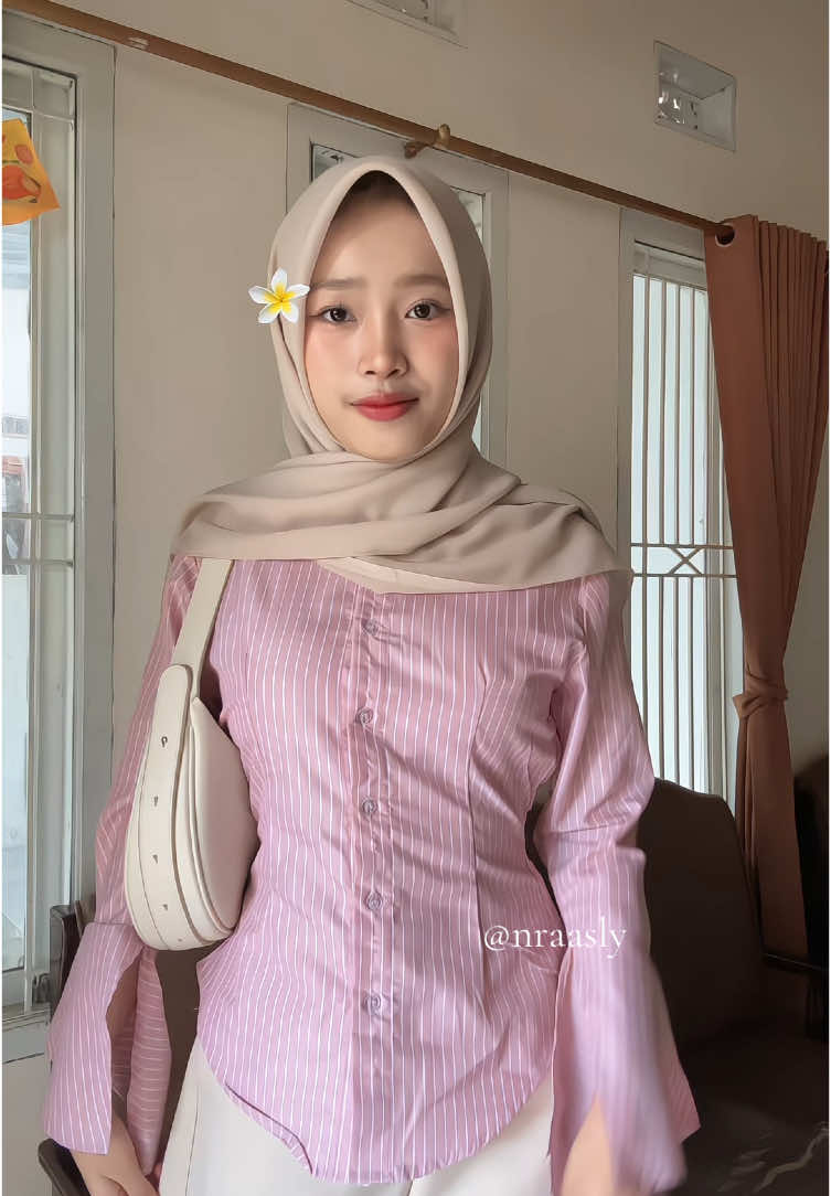 spill yang mana nii?! 🫣 #fitcheck #outfitideas #outfitinspo #outfithijab #fyp #beranda #xyzbca 