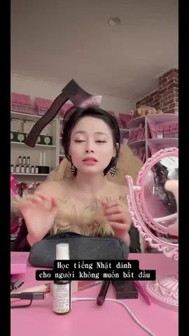 Ai muốn học tiếng Nhật thì Ib Nị lấy phí mất hộp mi Meomeo nha.  Dv phụ @Tô Tần 