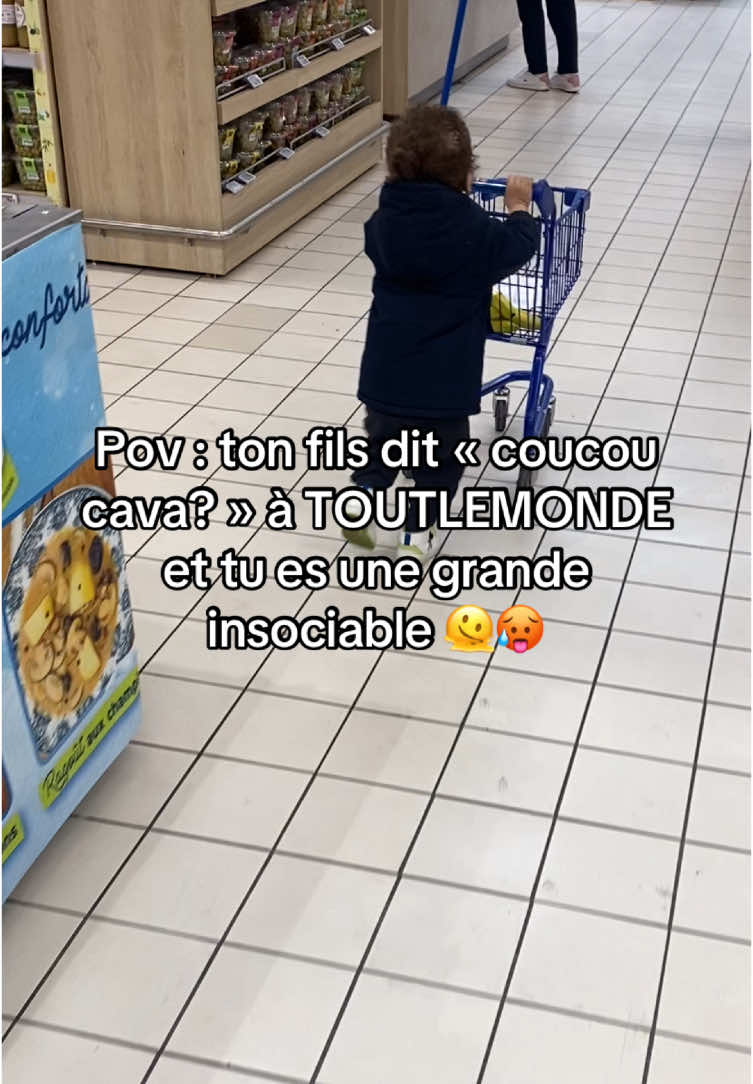 A toutes les personnes qui le regarde de travers ou qui ne lui réponde pas, nous vous souhaitons une grosse allergie au pollen. Bonne journée ✨ #fyp #pourtoi #babyboy #proudmom #momlife #youngmom #momof2 #tiktokfrance #devinelapersonne #momoftiktok #babytiktok #coucou #cava 
