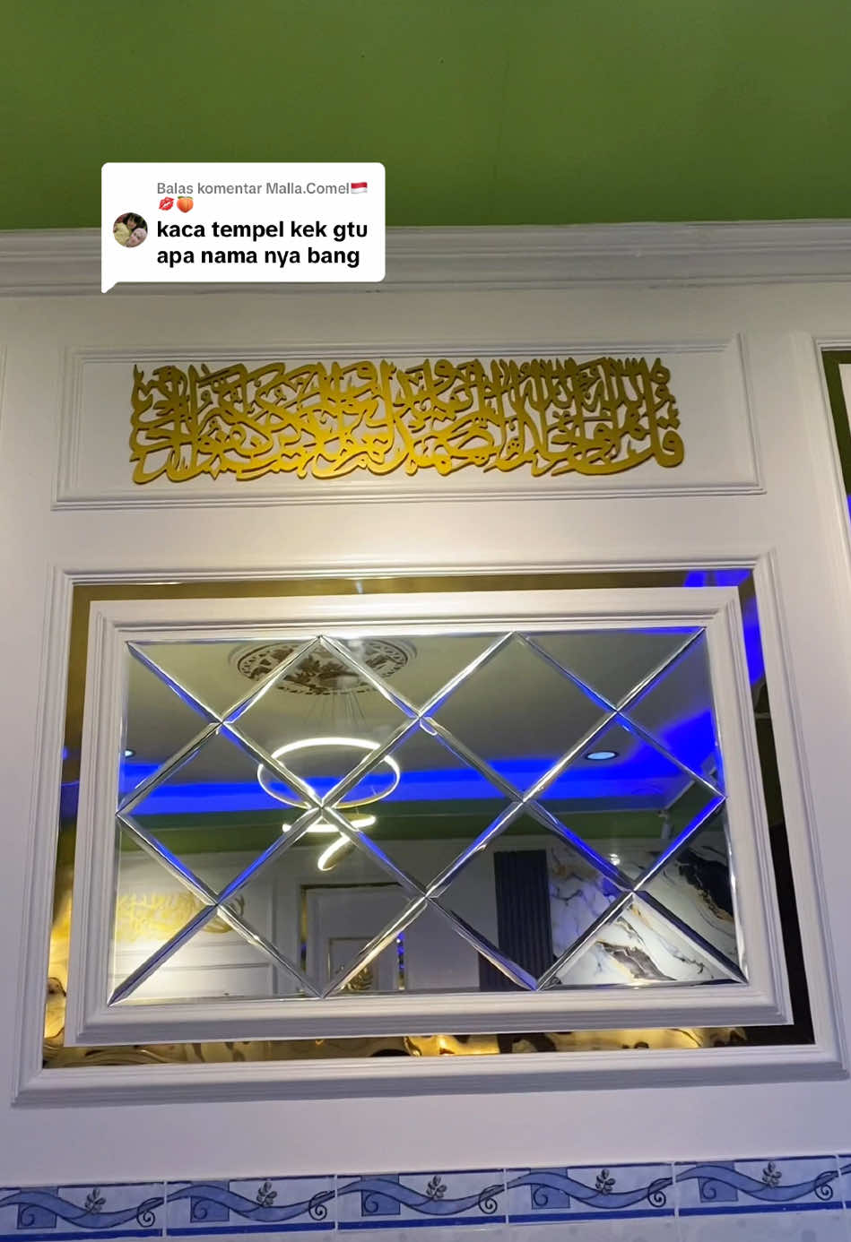 Membalas @Malla.Comel🇲🇨💋🍑 Kaca cermin mewah untuk hiasi dinding ruang tamu🤩 #kacacermin #kacabevel #kacamoulding #rumahminimalis #rumahaesthetic 