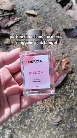 parfum Mercia ninggalin jejak banget  kalo ga percaya cek out aja #mercia #parfum #parfumereccomended #cekoutsekarang 