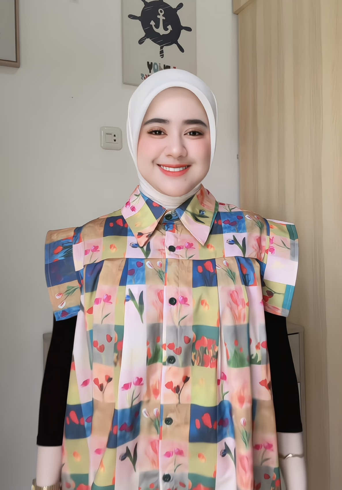 gemes sama kemeja nya bunga