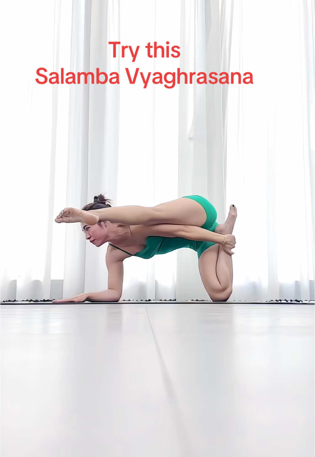 Try this Salamba Vyaghrasana🥰🥰🥰🥰#yoga #yogapose #yogachallenge #challenge #fyp #xh #varial 