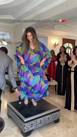 Sorry not sorry #morocco #chaabi #caftan #fyp #danse 