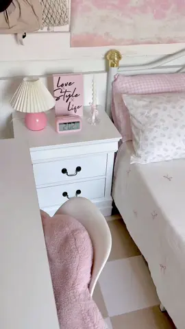 simple changes make all the difference 🤍 #bedsidetable #makeover #aesthetic  