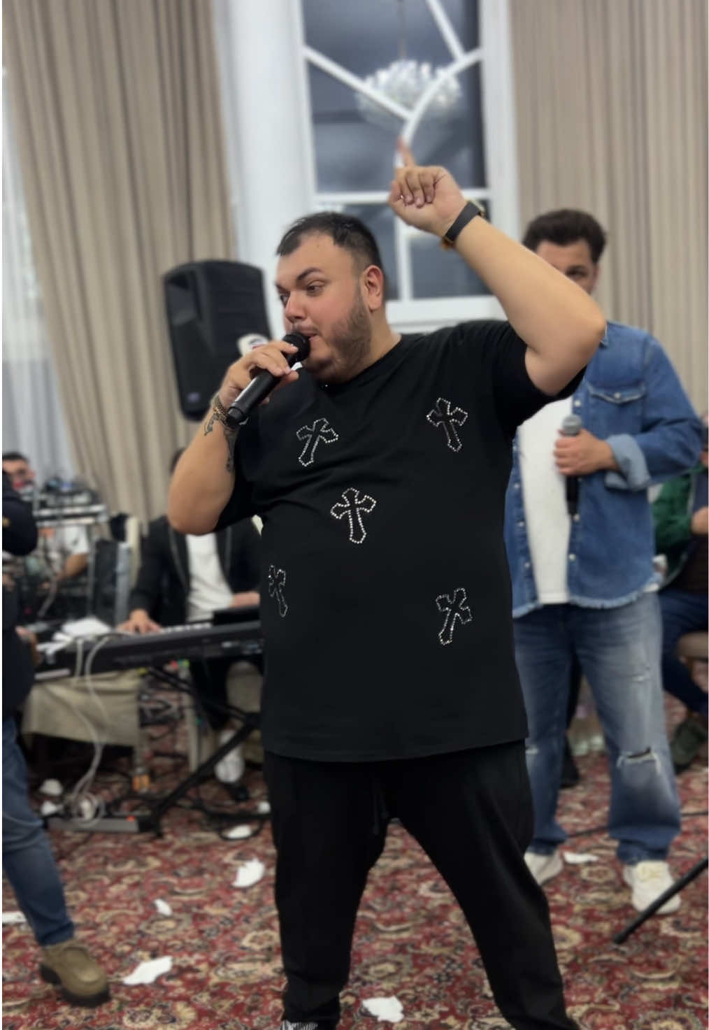 #kingmedia #leodelakuweit #2025 #romania🇷🇴 #spania🇪🇦 #valencia #fyp #alexandria #fyppppppppppppppppppppppp #fypdong #fypsounds #viral_video #viralllllll #fypp #virał #SantJordi2024 #inbolnavi #omule #omule #leo #de #la #kuweit 