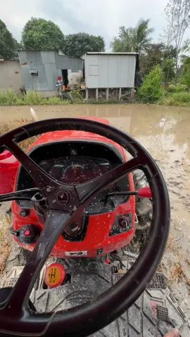 Ngồi coi máy cày chạy nhìn thấy cưng quá 😜🥰 #xuhuongtiktok #tuongtac #67angiang #l5018🚜 #mayxoibanhxich @Huỳnh Trọng @A Huy 