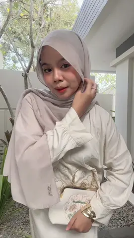 fit check ke pantai 🦢🪞🧺