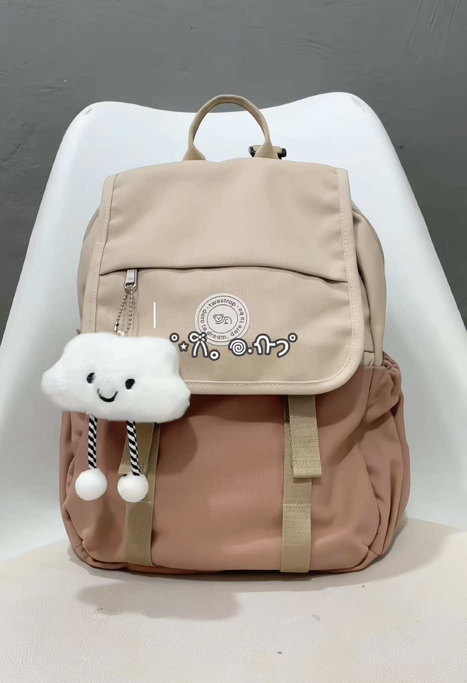 Mini flappy bag banyak pocket🫶🏻🌺. #minibag #tasranselmini #tasransel #tasranselsekolah #tassekolah #taskuliah #ranselsekolah #tasgendong #fyp #fypage 