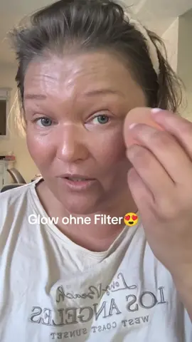 Dieser Liquid Glow ist der absolute Wahnsinn 😍 und durch die Deckkraft keine Foundation mehr nötig 😍 unbezahlte Werbung ☀️ @e.l.f. Cosmetics UK #elf #elfcosmetics #liquidglow 