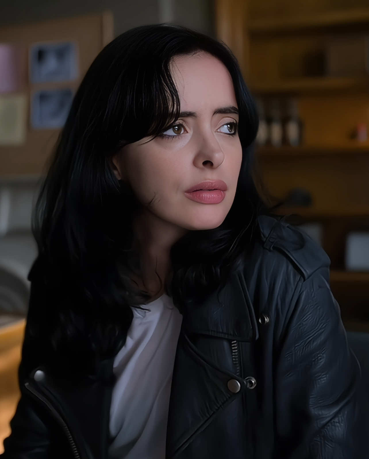 وقفت العشره بعيوني !                                        #krystenritter #jessicajones #janemargolis# #breakingbad #orphanblackechoes