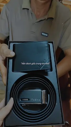 Thương cha❤Mọi người đã tặng món quà ý nghĩa nào cho cha mình chưa nè, nếu chưa thì tham khảo ngay nhaaaa, mãi iu bố. Thương bố của con nhìu#setquanam #bocuacon #quatangboyeu #donghovithatlung #quatangnam #setvithatlungnam #qua19thang11 #monquaynghiatangbo #xuhuong 