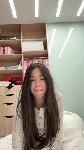 любовь не спасет нас.