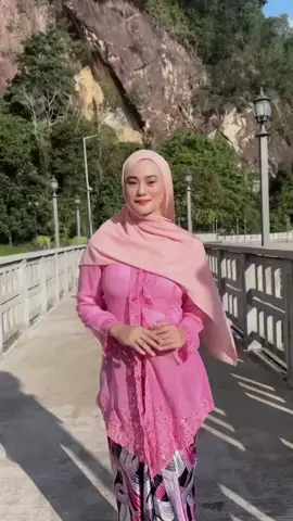 🩷 #kebaya 
