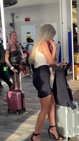 #follow #chat #cute #amazing #stewardess #usa 