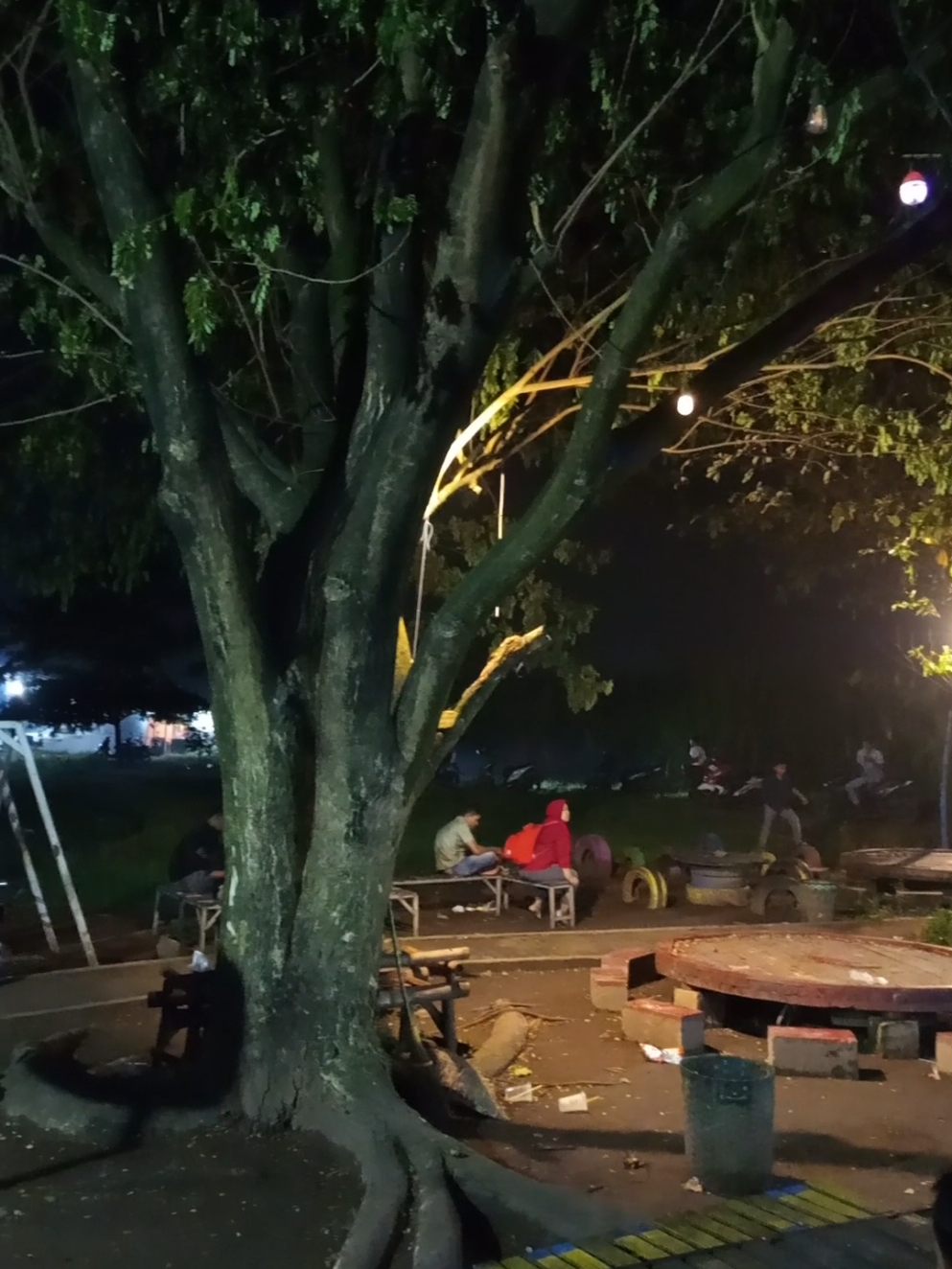 malam-malam di sudut desa Trangkil #tamanbahagia #kedaitemanbahagia #temanbahagia #trangkil #pati