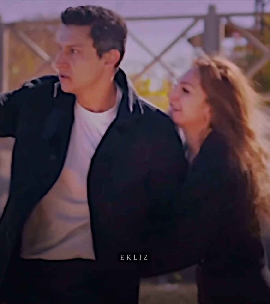 قرب خطوة بقرب مية 😭❤️‍🔥❤️‍🔥❤️‍🔥 #e #explore #مسلسلات #المدينة_البعيدة #شاهين #ناره #شاهين_ناره #شاهنار #البير_تشانكايا #سهرا_شاش #صحرا_شاش #اوزان_اكبابا #اوزان #سينام_اونسال #لايكات #اكسبلورexplore #اكسبلور #اكسبلورر #مسلسلات_تركية #فولو #ترند #ادت #ايدت #uzakşehir #ozanakbaba #ozan #alperçankaya #sahraşaş #sinemunsal #şahin #nare #f #fyp #foryou #foryoupage #fy #fun #funny #like 