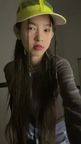 😭