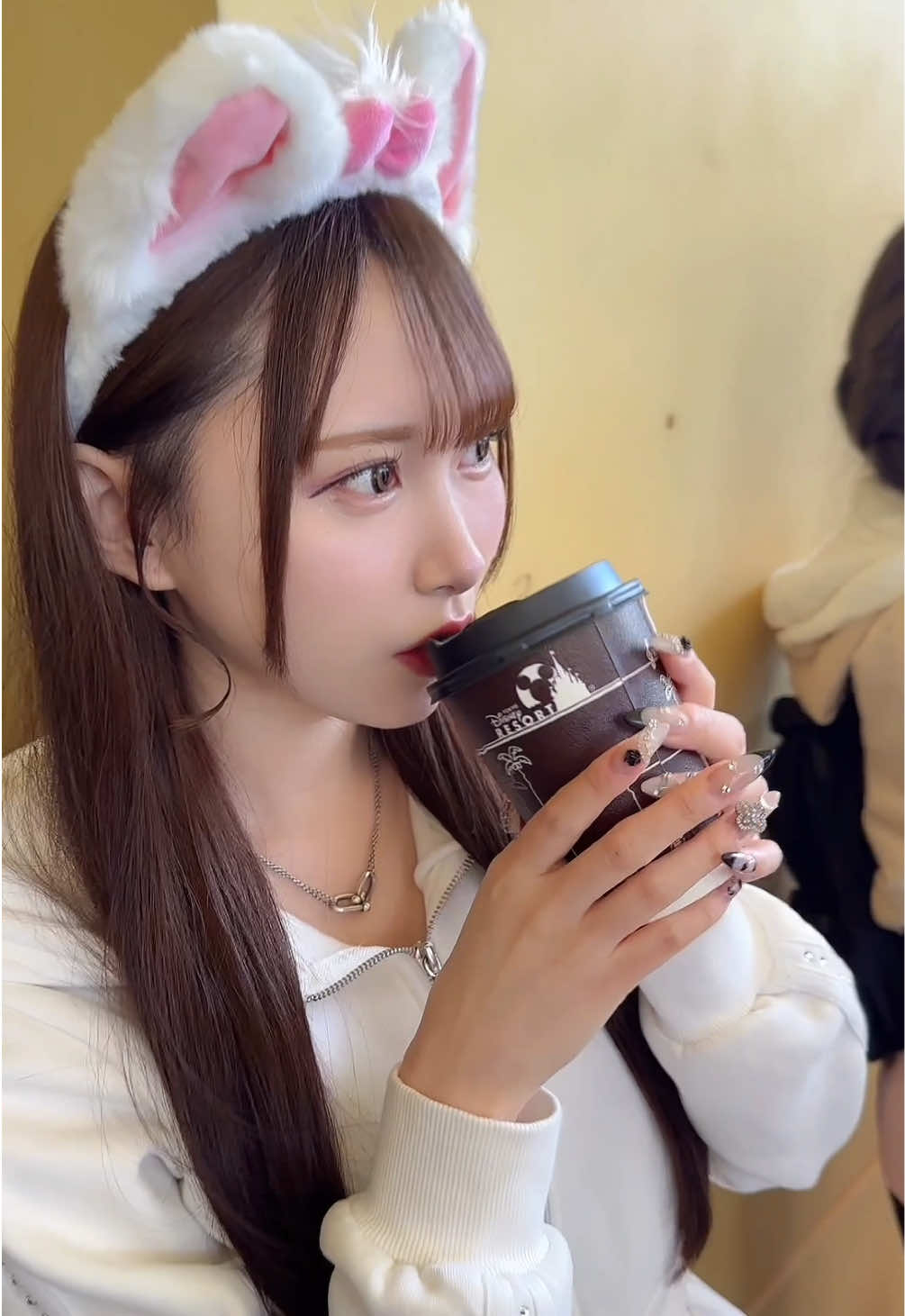 気抜いてる時にカメラ回されると目で威嚇するタイプ(՞ ᴗ ̫ ᴗ՞)