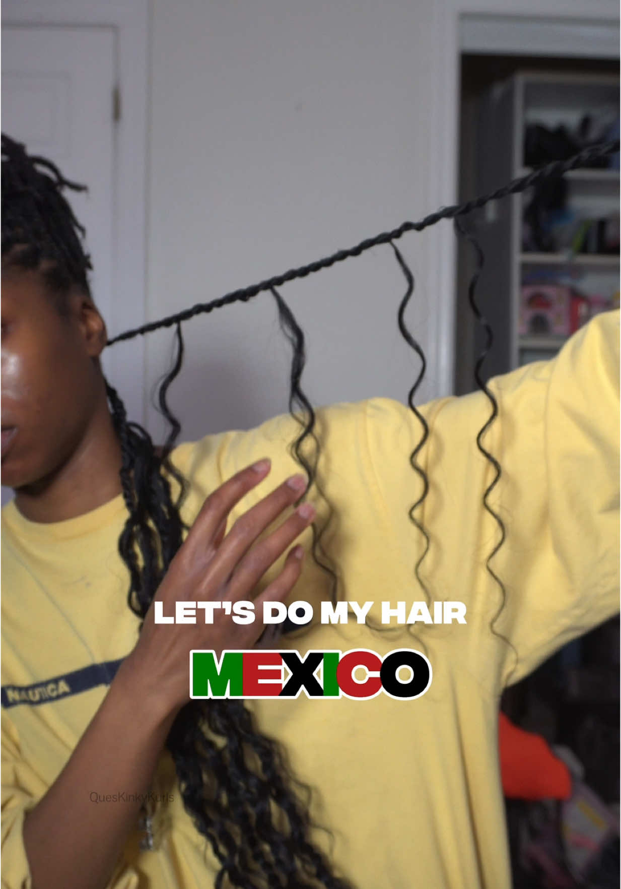 The way some of the hair pieces fell out.. next time imma use some hair glue. Other than that this style???????? Was fireeeeeee such a prefect pick. Stay tuned for the dump 👀👀 #queskinkykurls #bohotwists #mexico🇲🇽 #vacation #fyp #foryou #protectivestyles #trending #viral #blackgirltiktok #4chairclub #4ctiktok #hairtok #vacationhair 
