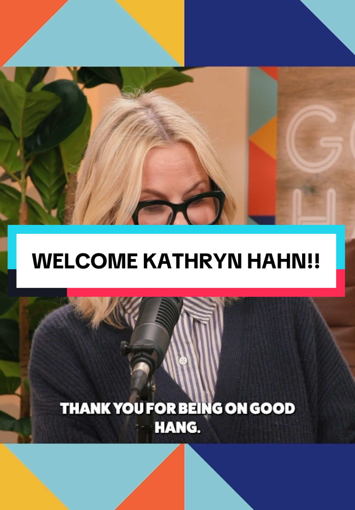 Should Amy lose her laptop?🤔 #kathrynhahn #comedy #podcast 
