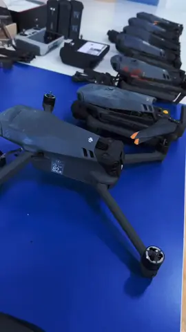 #dji #dronevideo #drone #droneshot #дрони#сервіс #сервіснийцентр#ремонт#ремонт#мавік3 #мавіки#мавік3сила#mavic3#mavic