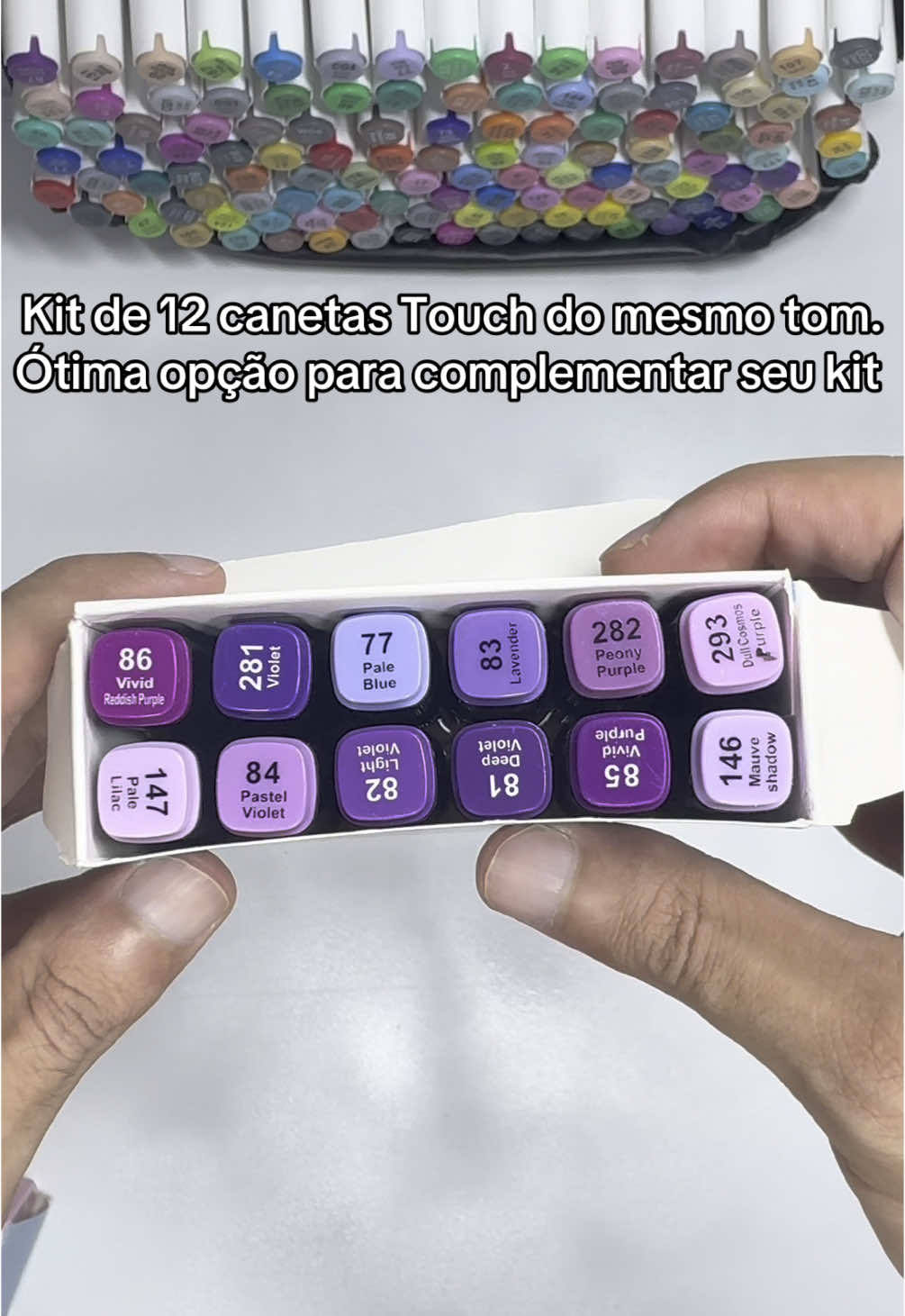 Kit de 12 marcadores Touch do mesmo tom. Um ótima opção para compras avulsas para complementar seu kit.  #coloring #touch #coloringbook #bobbiegoods #bobbiegoodscoloringbook #bobbigoods #colorindo #livrodecolorir 