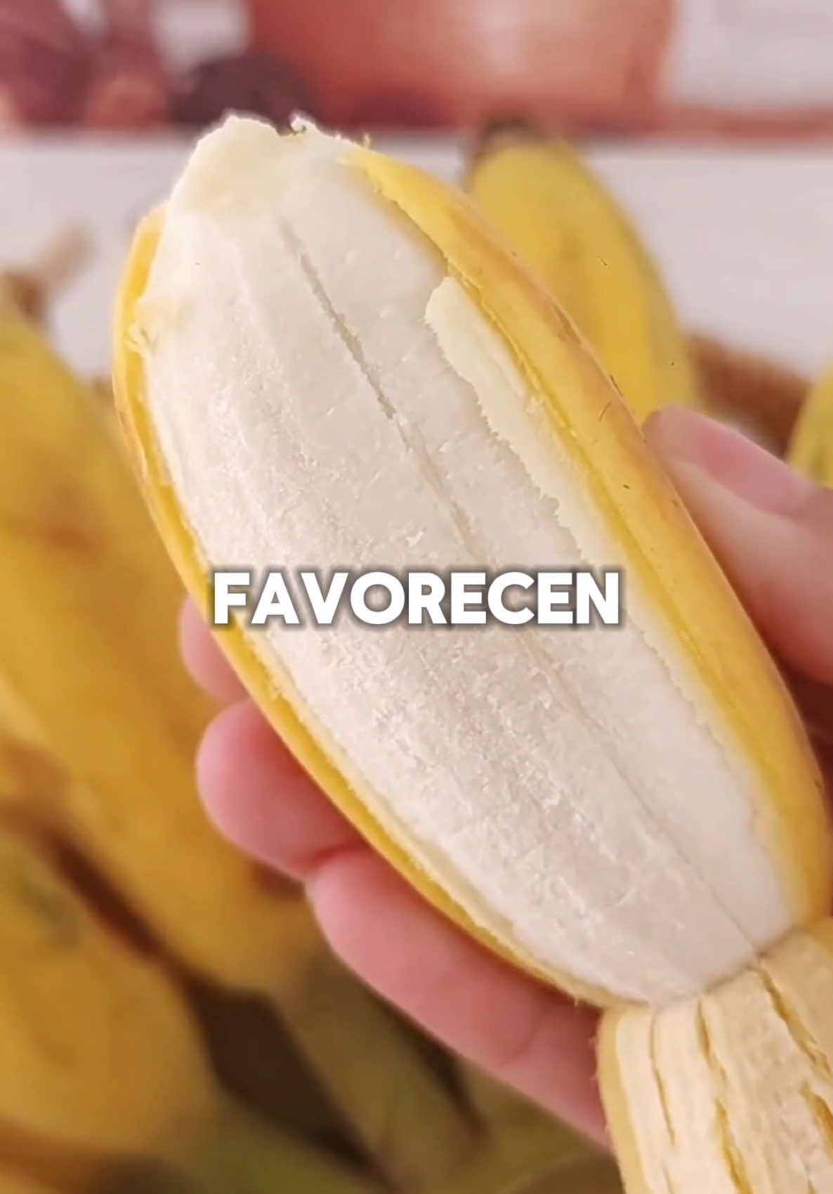 Esto es lo que le pasará a tu cuerpo si comes plátanos todos los días durante 2 semanas 😱🍌 #comidasaludable #platanos #bananas #frutas #salud #consejosdesalud 