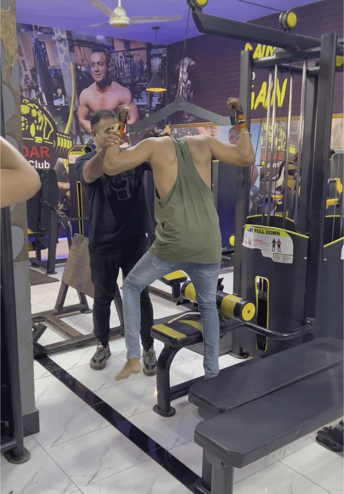 Toba wa is ke👏🏿#viralvideo #kindlyrepostmyvideos #trendingvideo #halptiktoknepalgroup #funnygymvideos #trending @سحرش🥀 @mahiii Malik 😍 @🏆CHAMPION 🏆 @itx_me @Ayla_hon_yar @ITZ_ME 🦋🔪🔐 