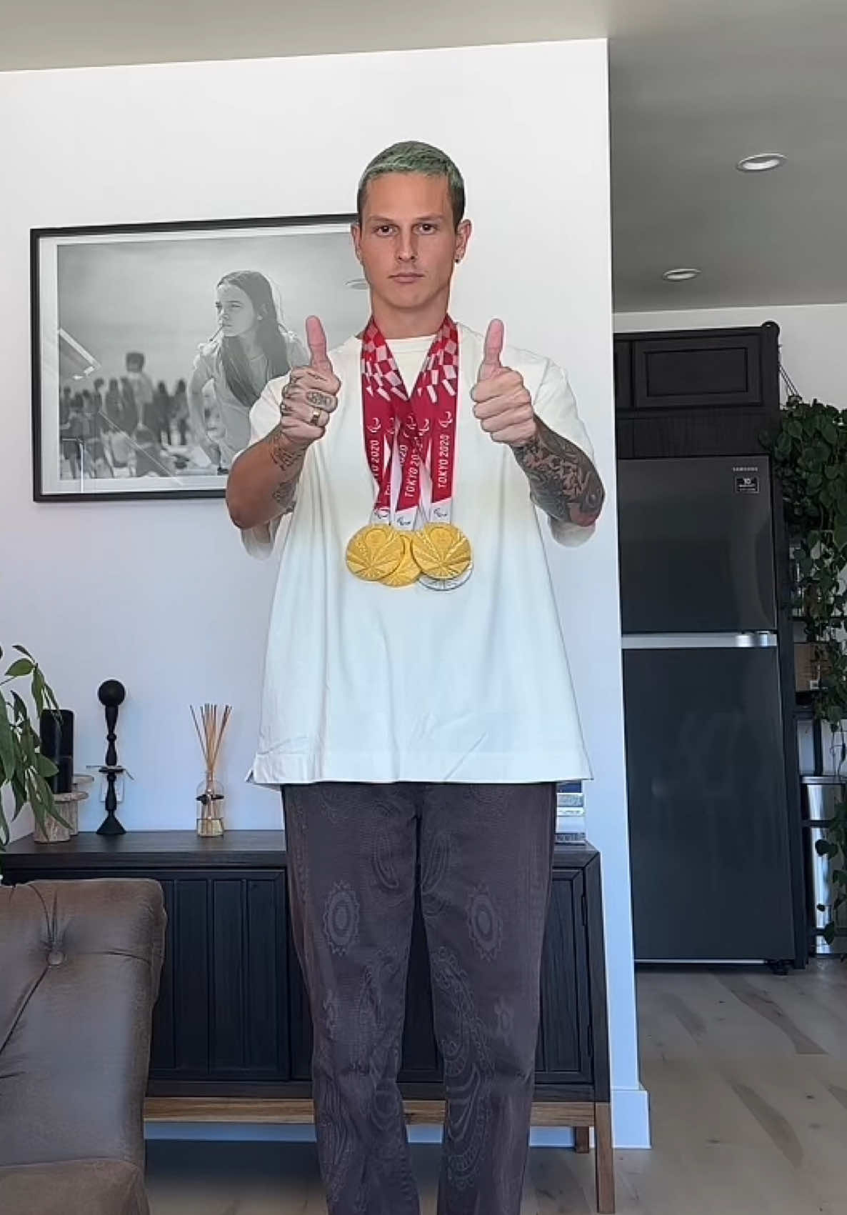 Guess who’s got both? 🥇 #foryou 