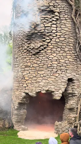 Morgane est de retour dans un tout nouveau spectacle ! @Puy du Fou #arthur #epee #combat #nouveaute #spectacle #2k25 #pourtoi 