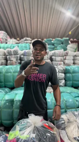 These are our pre-packaged 10kg bags for R900! Don’t be late to the game this winter! Our locations are 31 Van Wyk Road Brentwood Park . 97 Princess Avenue Benoni CBD, 79 Pretoria road kempton park CBD. 29 5th Avenue springs Cbd. We courier bales nationwide! #southafrica #wholesale #overcoats #coatcorner #coatcity 