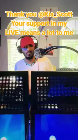 Kia_Scott, thank you for the incredible support in my LIVE! I will keep creating better LIVE content! @Kia_Scott #livegift #handheart #moneygun #djglasses 