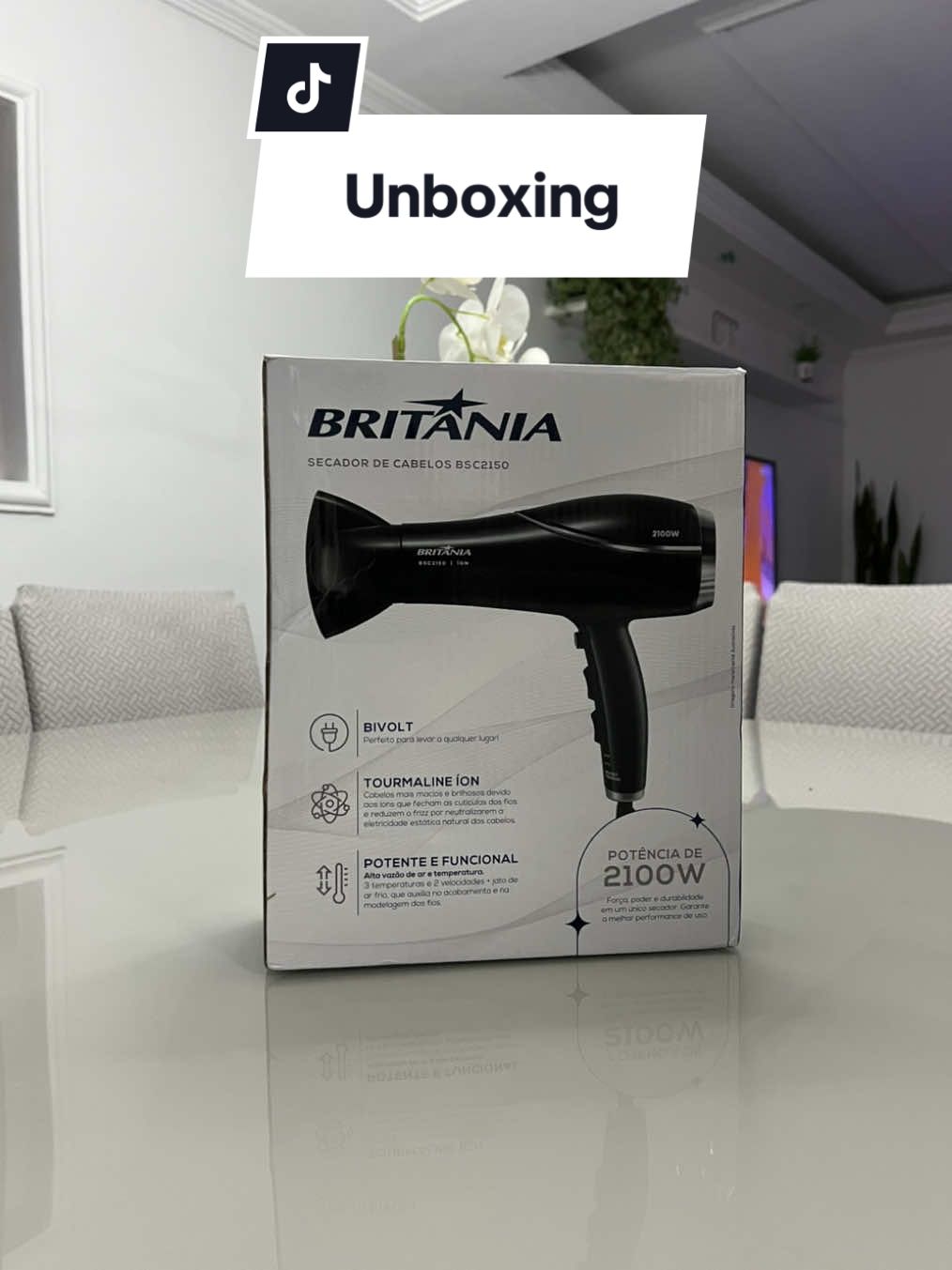 Chega de dormir com o cabelo MOLHADO! 🙌🏻💃🏼 @Britânia Eletro Oficial  #fy #fypp #fyp #foryoupage #vaiprofycaramba #unboxingvideo #britania #cabelocacheado #cabeloliso #cabelocrespo