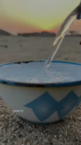 #الاخ #الحسد #ترند_تيك_توك #لاحول_ولا_قوة_الا_بالله  الحسد‬⁩ خصلة دنيئة! ‏لكن، لا يوجد أسوأ من حسد الأخ لأخوه! ‏هذا الحسد ماله علاج! ‏وأهم أسبابه، التربية اللي تعتمد على المقارنات.. ‏شف أخوك! ‏خلك مثل أخوك! ‏يكبر الشخص ويعتبر أخوه منافس له، ويكره أي نجاح له، ويفرح بكل مصيبة يطيح فيها أخوه، عشان يرضي ذاته ‏>محسن أتقن الدور ببراعة👌