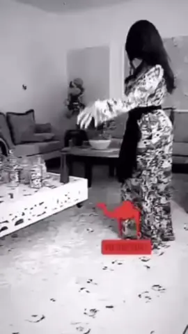 مرحبا يالابس الثوب المخور ‏ياسليل أطهر نسب وأطهر سلاله ‏جادلٍ في عينها الحور إتحور  ‏يحذف الطيب ليا جاها عقاله  #fyp #fypシ゚ #explore 