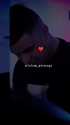 حلاوة العشق كي يصرو ليبروبلام🫶🏻😍❤ #foryou #fyp #viral #paroles_rai #chebredadiamond #redadiamond #cheb_reda_diamond #reda_diamond #fypシ #viral #islam_linfinity #تصميم_فيديوهات🎶🎤🎬 #tiktok #viralvideo #rai2025 @Cheb Reda Diamon @tipoubelabess22 
