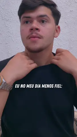 Tira a mão por favor 🤣🤣🤣🤣