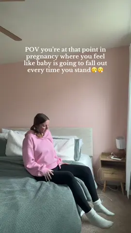 But like, why does it feel like a 10 pound bowling ball😂😂😭#pregnanttiktok#pregnant🤰#thirdtrimester#pregnancyjourney#pregnancy#pregnancytiktok#pregnant#pregnantbelly#